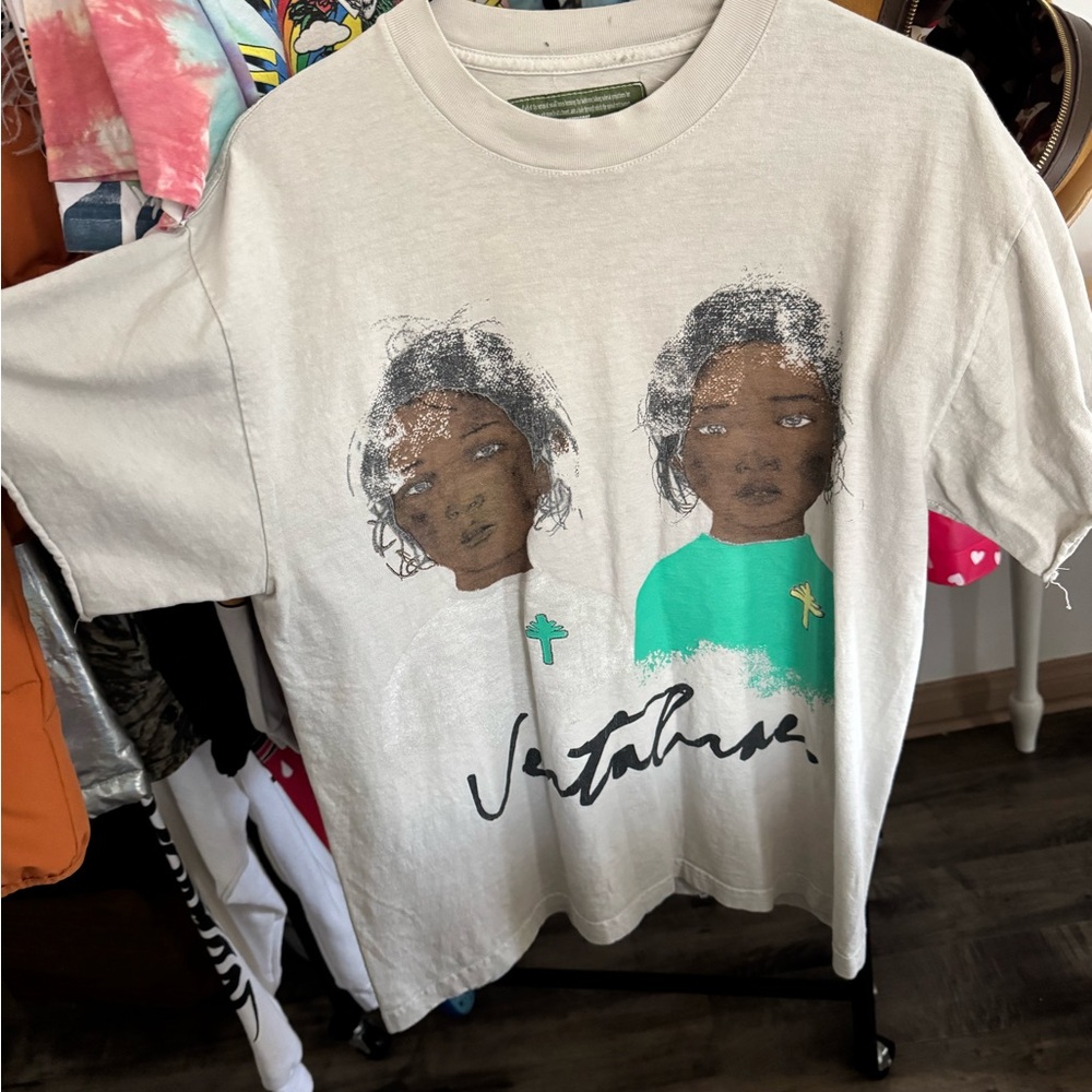 Vertabrae T-shirt size medium